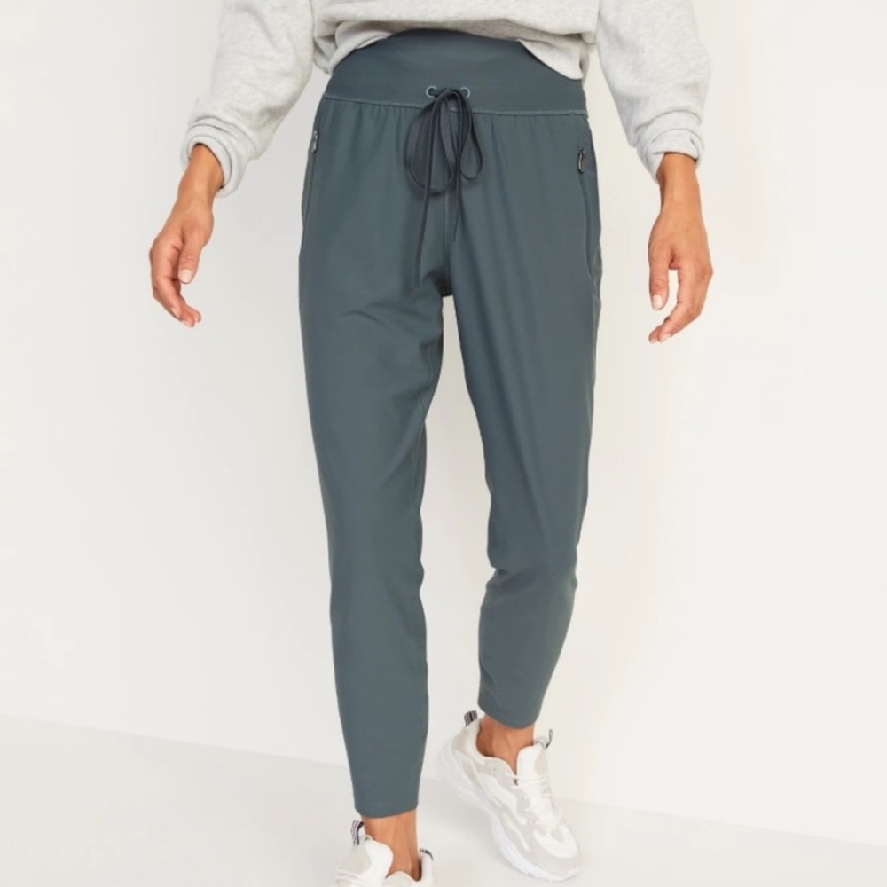 Old Navy Active High Rise Go Dry Jogger Pant, Power Soft